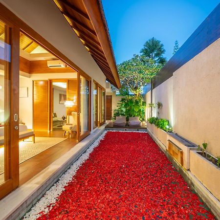 Sithala Villa Seminyak Buitenkant foto